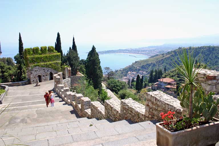 slideshow image