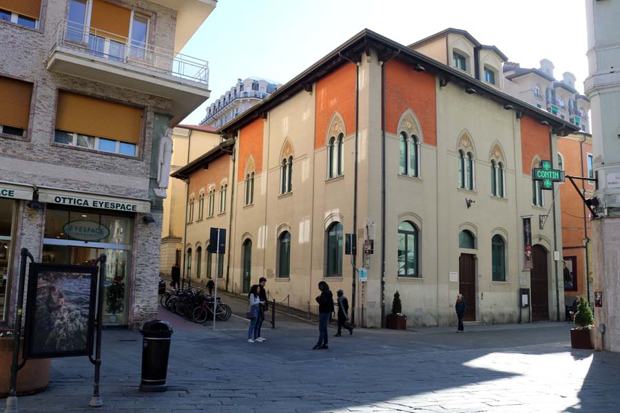 slideshow image